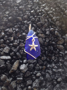 Blue-Sea-Glass-Pendant-with-Starfish